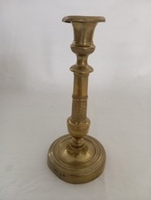 Ancien bougeoir bronze d'occasion Ancien bougeoir bronze d'occasion  Gueugnon