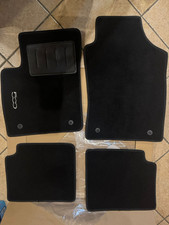 Tappetini tappeti moquette usato Tappetini tappeti moquette usato  Nettuno