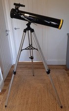 National geographic 700 for sale  CRANLEIGH