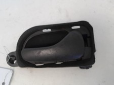 Poignee interieur droit d'occasion Poignee interieur droit d'occasion  Seurre