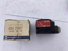 1pc telemecanique xsb d'occasion  Grez-sur-Loing