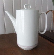 Cafetiere blanche porcelaine d'occasion  Romilly-sur-Seine