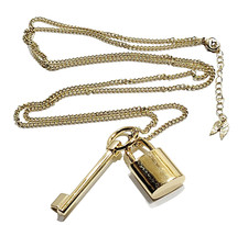 Colar escandaloso Victoria's Secret com fechadura e chave tom dourado LONGO 42 polegadas comprar usado  Enviando para Brazil