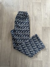 Vetements trousers small d'occasion  Expédié en Belgium
