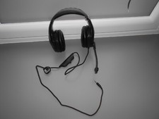 Casque trust gaming d'occasion  Aulnoye-Aymeries