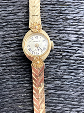 Montre mecanique femme d'occasion  Le Grand-Quevilly