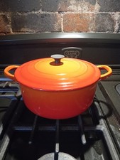 Excellent creuset round for sale  WESTON-SUPER-MARE