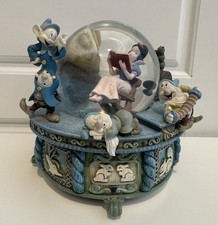 Snow white seven for sale  STANFORD-LE-HOPE