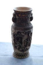 Vaso cinese finto usato  Castelvetro di Modena