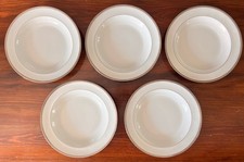Assiettes creuses porcelaine d'occasion  Royan