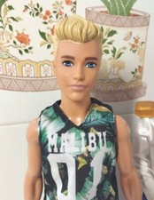 Poupée ken mattel d'occasion Poupée ken mattel d'occasion  Versailles