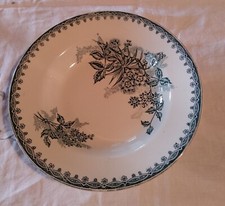 Ancienne assiette creuse d'occasion  Maël-Carhaix