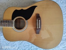 Chitarra acustica usato  Vimodrone