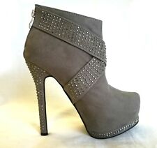 Scarpe donna tronchetti usato  Italia