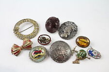 True vintage brooches for sale  LEEDS