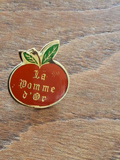 Pin pomme or d'occasion  Expédié en Belgium