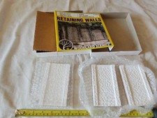 Woodland scenics retaining for sale Woodland scenics retaining for sale  TORQUAY