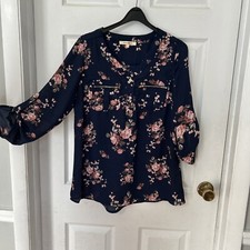 Cute floral top for sale  Ballston Lake