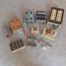 Hornby buildings bundle for sale  EYE