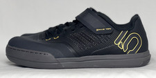 Adidas five ten for sale  Aurora