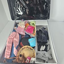 Estojo da Barbie You Can Be A Fashonista com roupas/acessórios comprar usado  Enviando para Brazil
