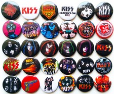 KISS Button Badges Pins Destroyer Heaven's on Fire Love Gun Glam Rock Lot of 30 comprar usado  Enviando para Brazil