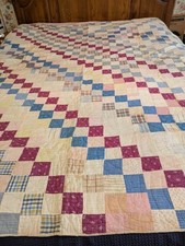 Colcha de retalhos vintage 66 1/2 x 73 1/2, bom estado, usado comprar usado  Enviando para Brazil