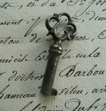 Antique small wrought d'occasion  Expédié en Belgium