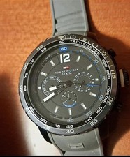 Orologio uomo tommy usato  Roma