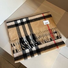 Burberry cashmere scarf d'occasion  Saint-Maximin