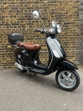Vespa lxv low for sale  LONDON
