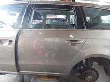 Tür links hinten gebraucht kaufen Tür links hinten gebraucht kaufen  Ziemetshausen