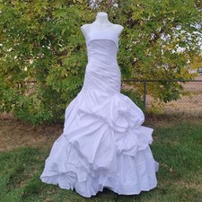 Usado, Vestido de noiva Pronovias sereia sem alças branco babado tafetá feminino tamanho 8 comprar usado  Enviando para Brazil
