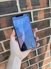 iPhone 11 Pro Max prata desbloqueado; usado. 256 GB, usado comprar usado  Enviando para Brazil