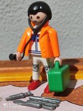 PLAYMOBIL FIGURA DOCTOR MEDICO VETERINARIO HOSPITAL CLINICA ENFERMERO AMBULANCIA comprar usado  Enviando para Brazil