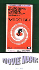 ⚰️VERTIGO 1958 (MCA Home Video) vhs Widescreen Alfred Hitchcock & BONUS Xmas vhs comprar usado ⚰️VERTIGO 1958 (MCA Home Video) vhs Widescreen Alfred Hitchcock & BONUS Xmas vhs comprar usado  Enviando para Brazil