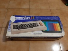 Commodore con scatola usato  Settimo Torinese