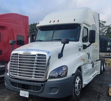 Freightliner cascadia 410k for sale  Fredericksburg