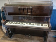 Piano droit ancien d'occasion  Espéraza