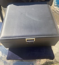 organizador de caixa de joias 10x10 por 4" compartimentos pretos muito bom comprar usado  Enviando para Brazil