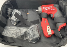 PARA PEÇAS Milwaukee M12 Fuel 5/8 pol. Martelo rotativo SDS Plus com acessórios comprar usado  Enviando para Brazil