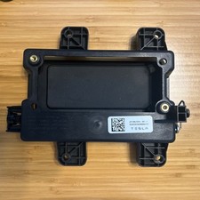 Módulo de saída de porta de parede lateral de cama Tesla 24-25 Cybertruck – 1857224-00-F comprar usado Módulo de saída de porta de parede lateral de cama Tesla 24-25 Cybertruck – 1857224-00-F comprar usado  Enviando para Brazil