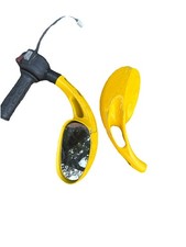 Coppia specchietti gialli usato  Faenza