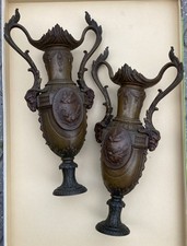 Ancienne paire vase d'occasion  Gommegnies