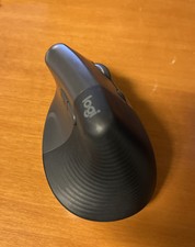 Logitech lift mouse usato  Firenze