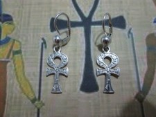 Croce ankh orecchini usato  Isolabona