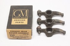 Lote de 3 braços balancim válvula de escape do motor Chevrolet 216 NOS 1941-53 GM 839460 RH comprar usado Lote de 3 braços balancim válvula de escape do motor Chevrolet 216 NOS 1941-53 GM 839460 RH comprar usado  Enviando para Brazil