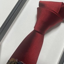 Gucci red silk d'occasion  Expédié en Belgium