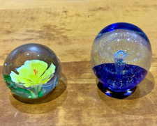 Set glass paperweights for sale  Atlanta