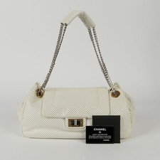 Bolsa de ombro CHANEL 2.55 com aba de acordeão 87822430 comprar usado Bolsa de ombro CHANEL 2.55 com aba de acordeão 87822430 comprar usado  Enviando para Brazil